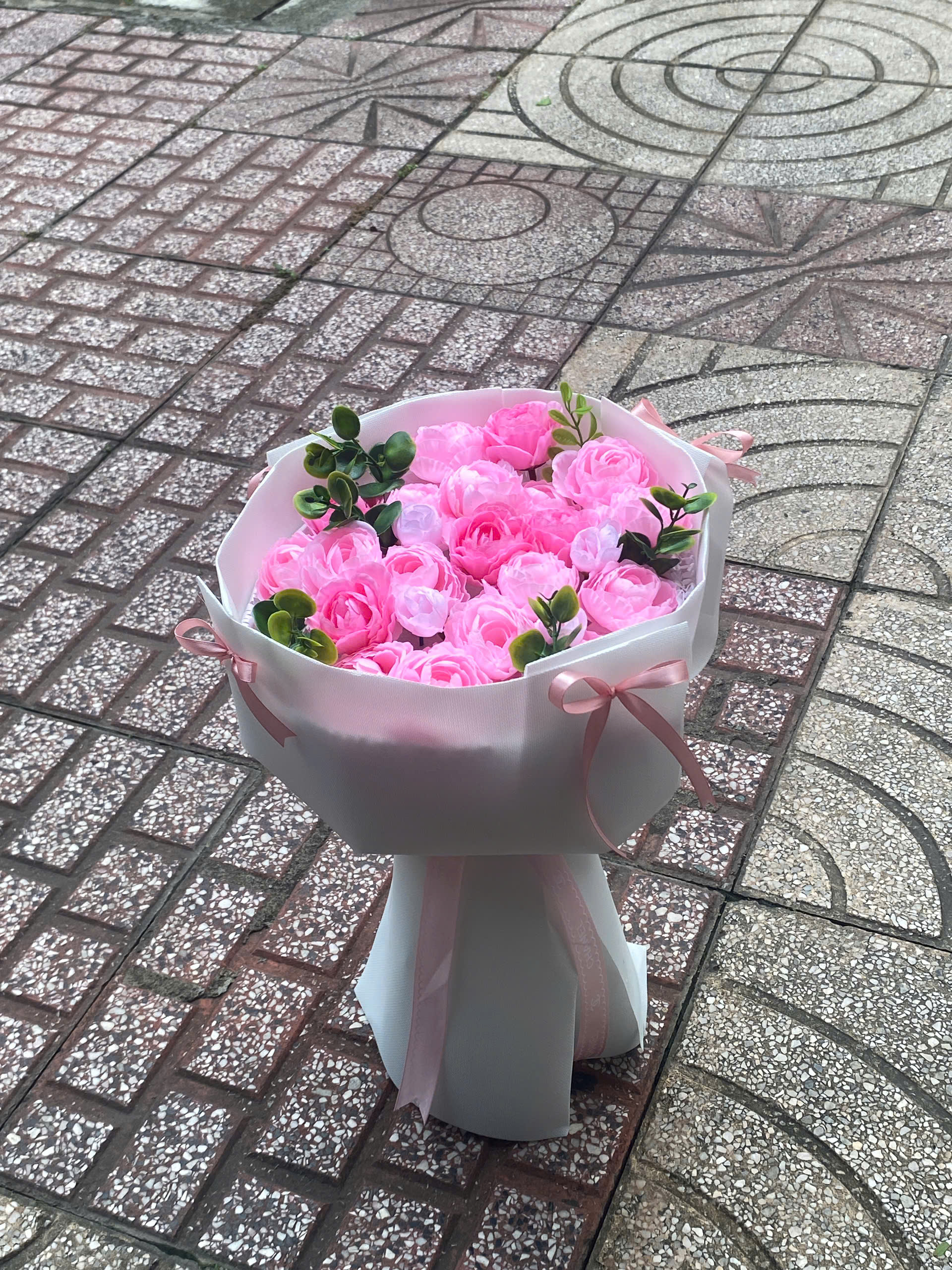 Blossom Garden - Giỏ Hoa Cúc Tọa Lạc & Baby
